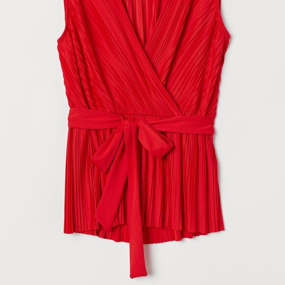 Vibrant Red H&M Sleeveless Top Deep V & Tie Waist - Picture 2 of 4